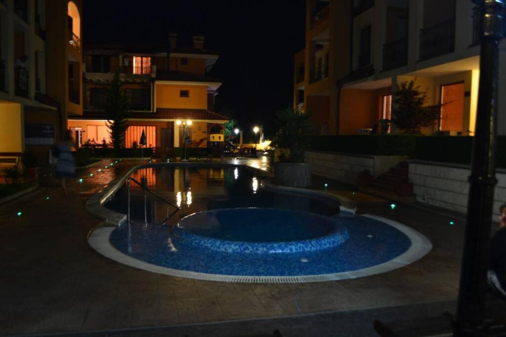 Стyдия В Комплексе Marinavill Sveti-Vlas Sweti Wlas Exterior foto